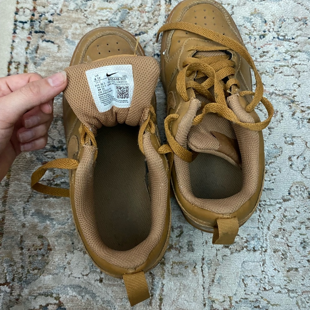 Nike Tan Suede Sneakers Low-Top Casual